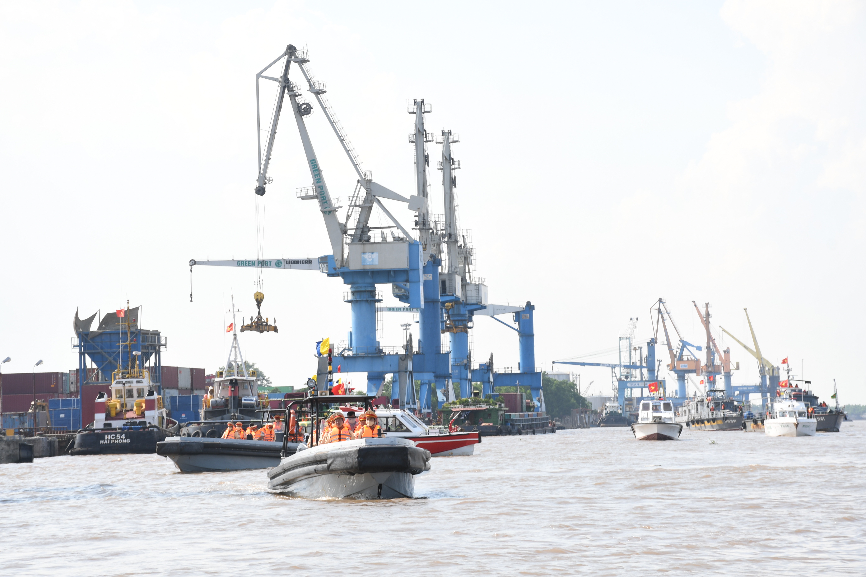 Tình hình trật tự an toàn giao thông toàn quốc ngày 13/12/2021